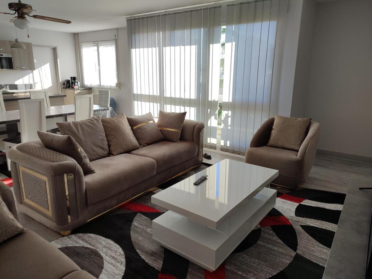 Grand Et Superbe Appartement Proche Paris Creil Eksteriør billede