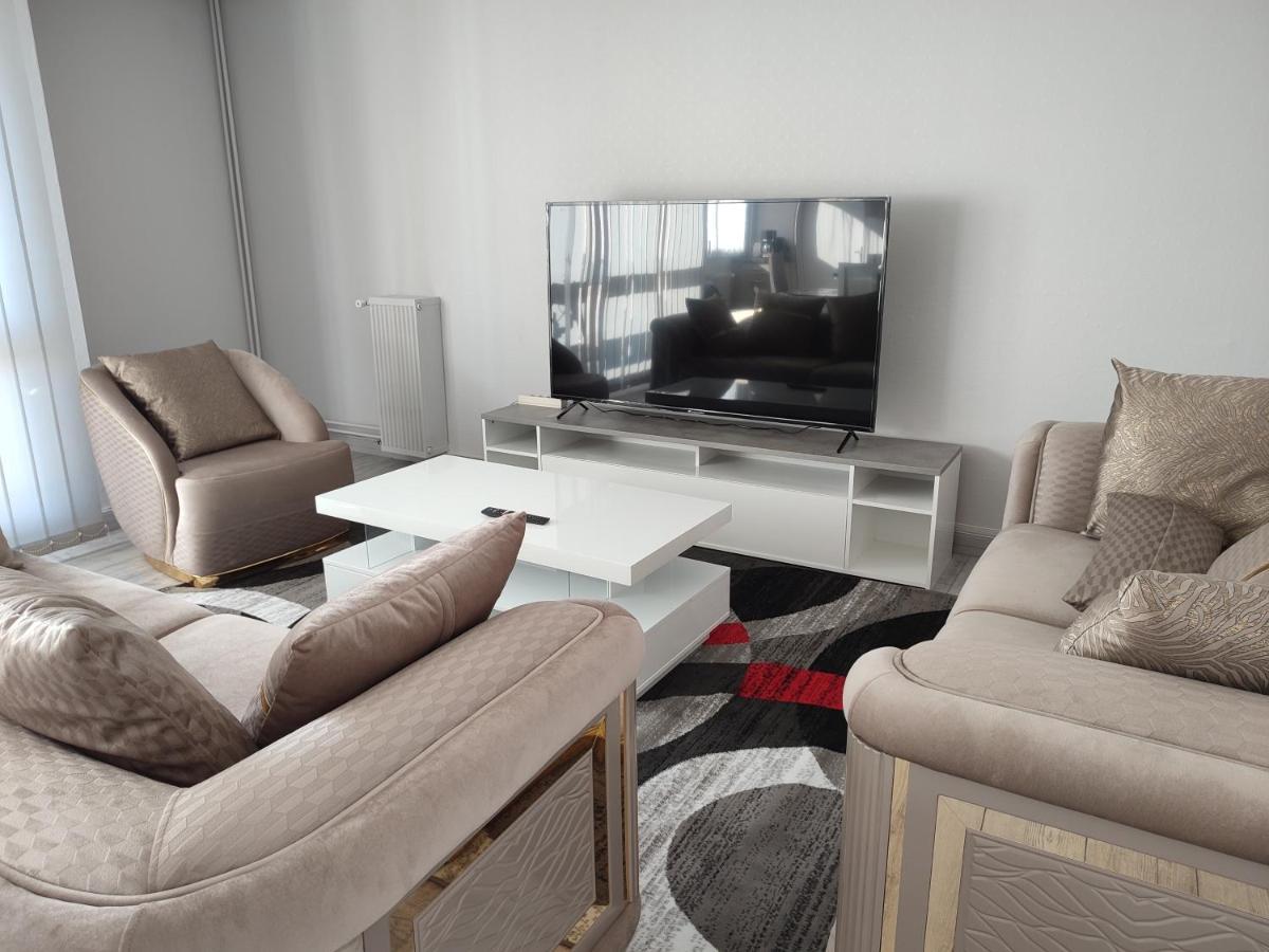 Grand Et Superbe Appartement Proche Paris Creil Eksteriør billede