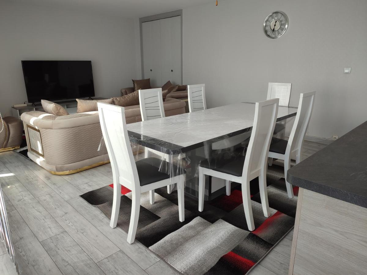 Grand Et Superbe Appartement Proche Paris Creil Eksteriør billede